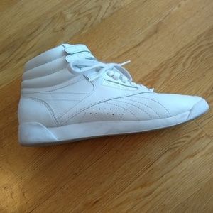 Reebok UK high top women's 8.5